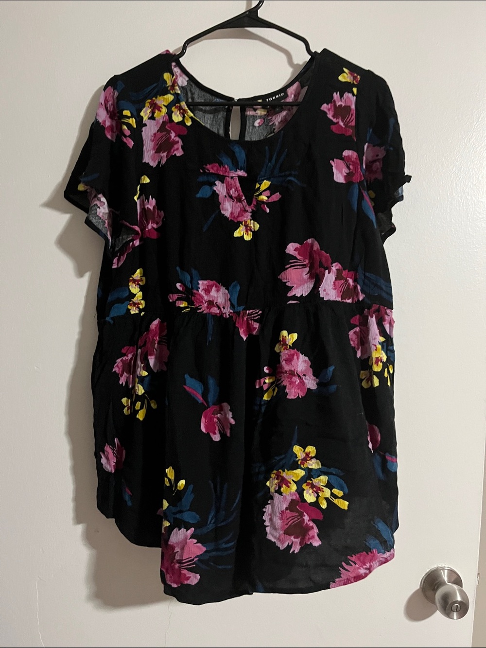 torrid Black Floral Tunic with Pink & Yellow Accents